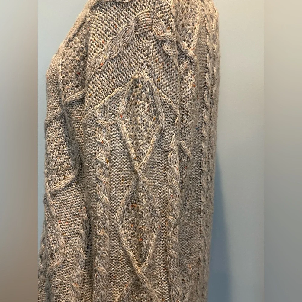 Treasure & Bond CabinCore Cable Knit Wool blend crew neck sweater size Medium